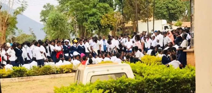 Ntcheu Secondary School Students March over Poor diet