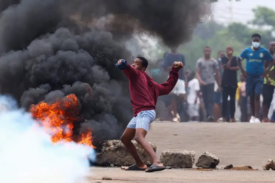 Citizens protest Mozambique elections