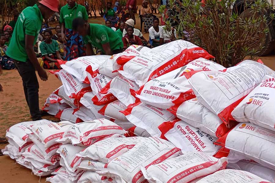 Soil Health Pilot Boosts Yields for 24,000 Farmers in 12 Districts